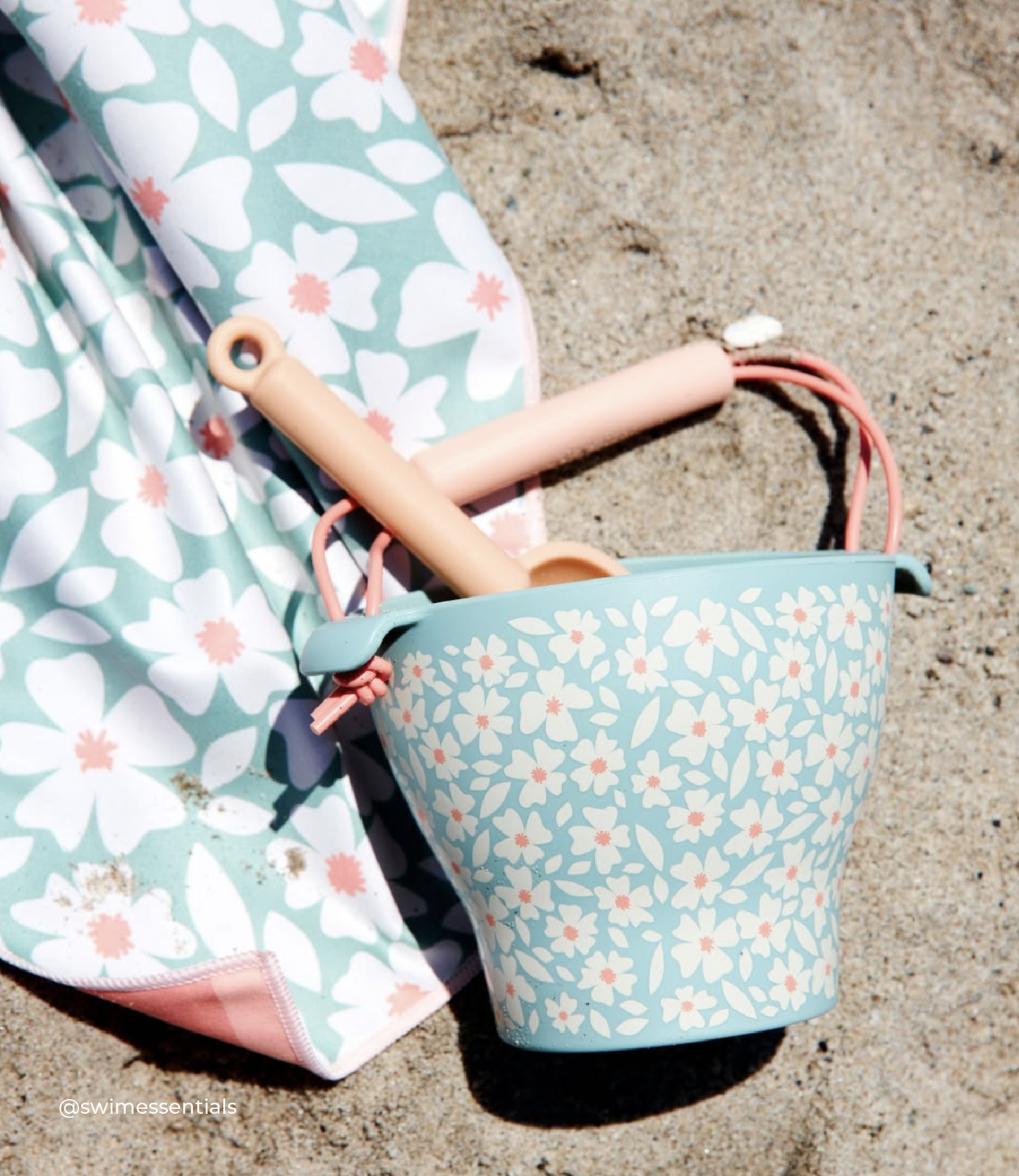 Swim Essentials | Floral Beach Bucket and Spade Play Set