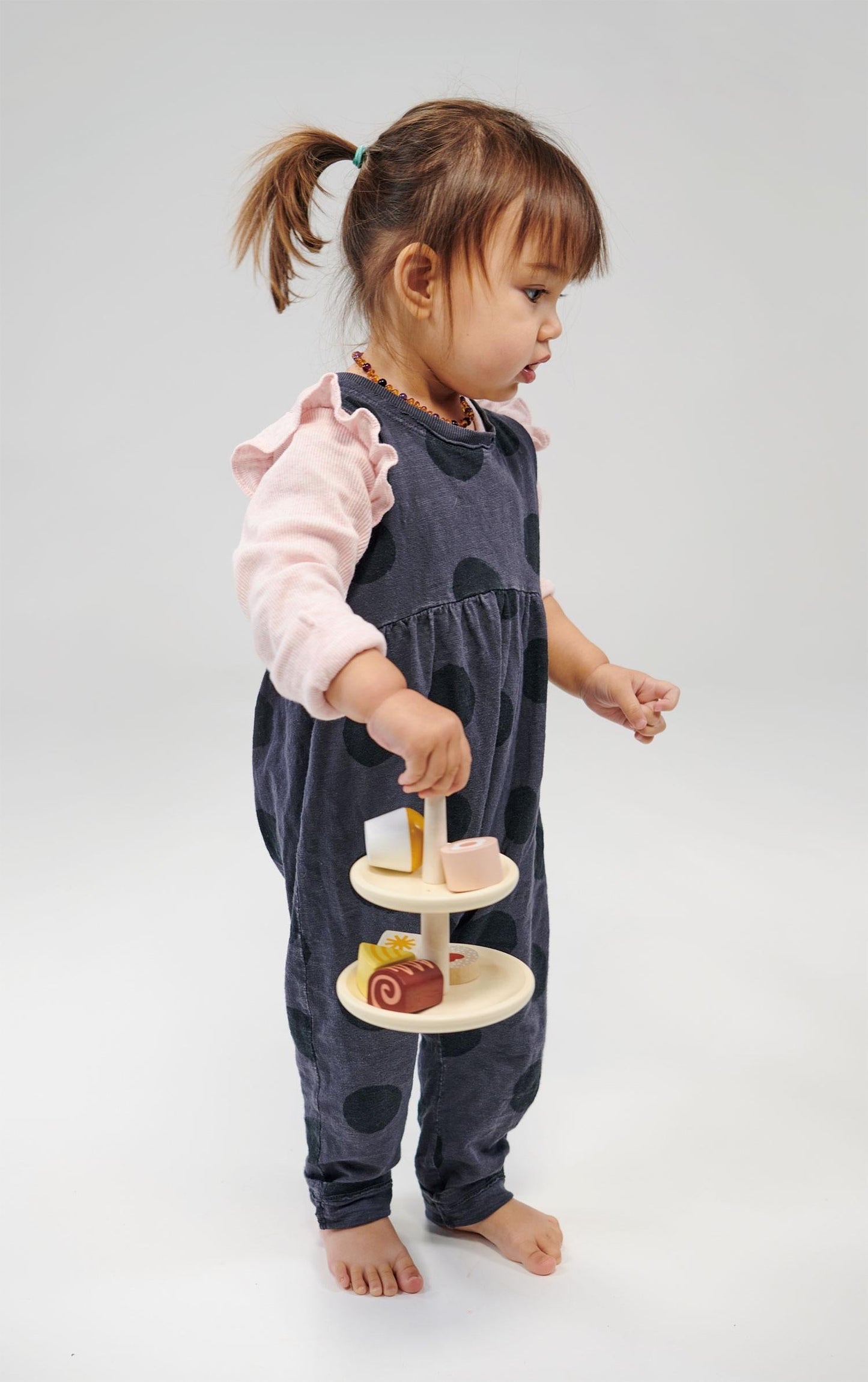Wooden Afternoon Tea Set - Two-Tier Cake Stand - 7 Pieces